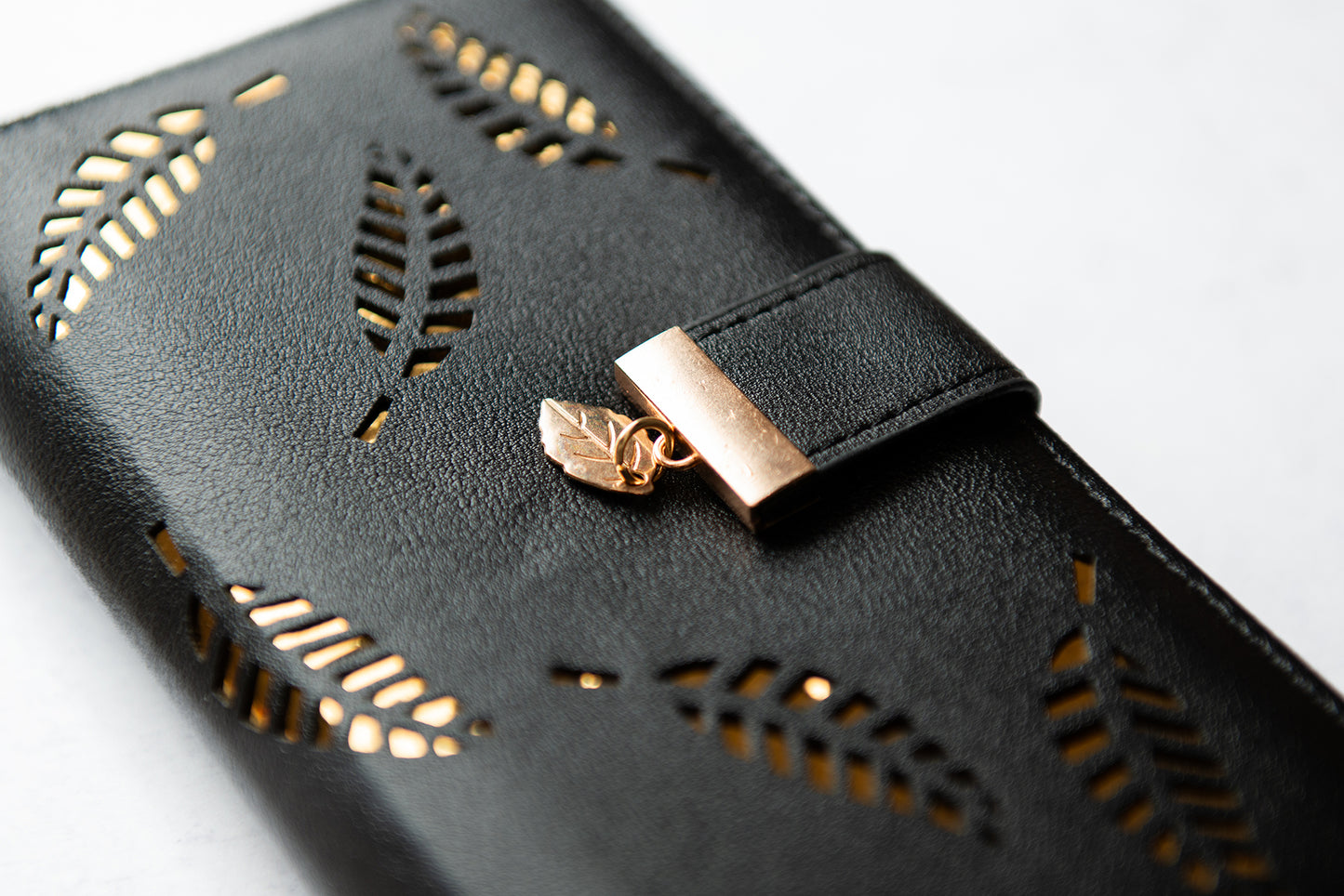 Vegan Leather Leaf Wallet - 3 Colors & 2 Sizes Available
